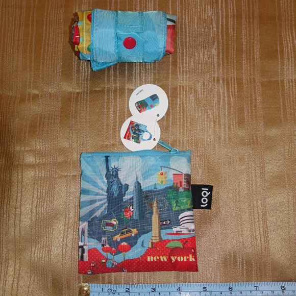 Loqi New York Reusable Bag with Carrying Pouch - Picture 3 of 7